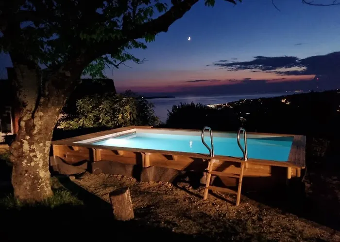 Peaceful Cherry Place بورتوروز